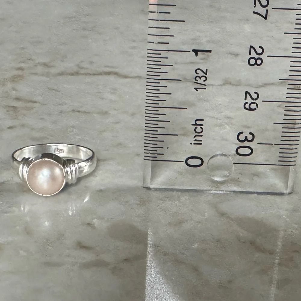 NWOT Sundance Serene Cocoon Ring, Pearl, Sterling Silver